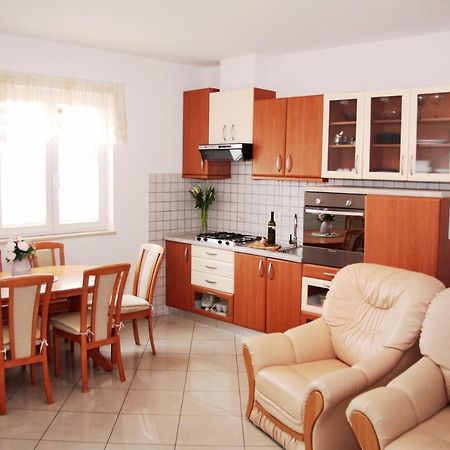 Apartment Matika, Terrace Apartment 10 Minutes Walk From Center Rovinj Ngoại thất bức ảnh